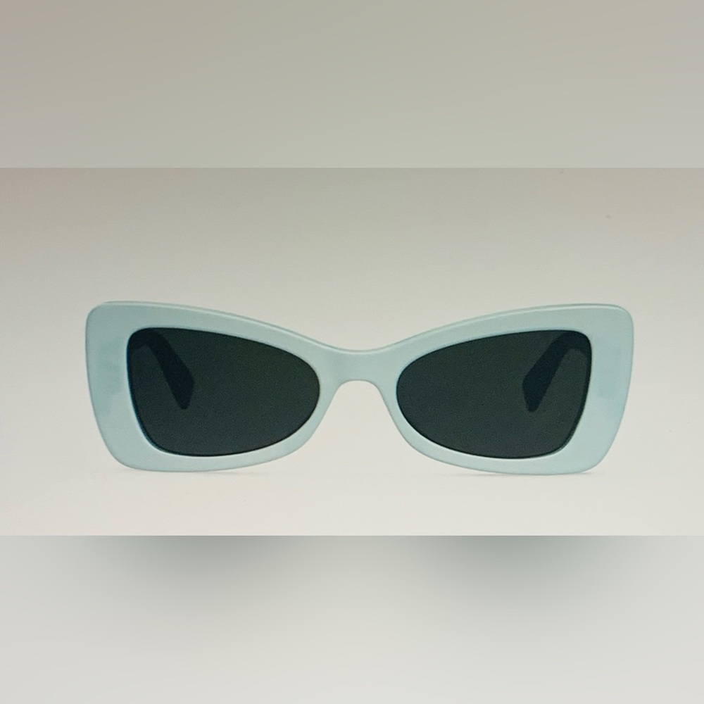 New Women’s Celine Sunglasses - Picture 8 of 8